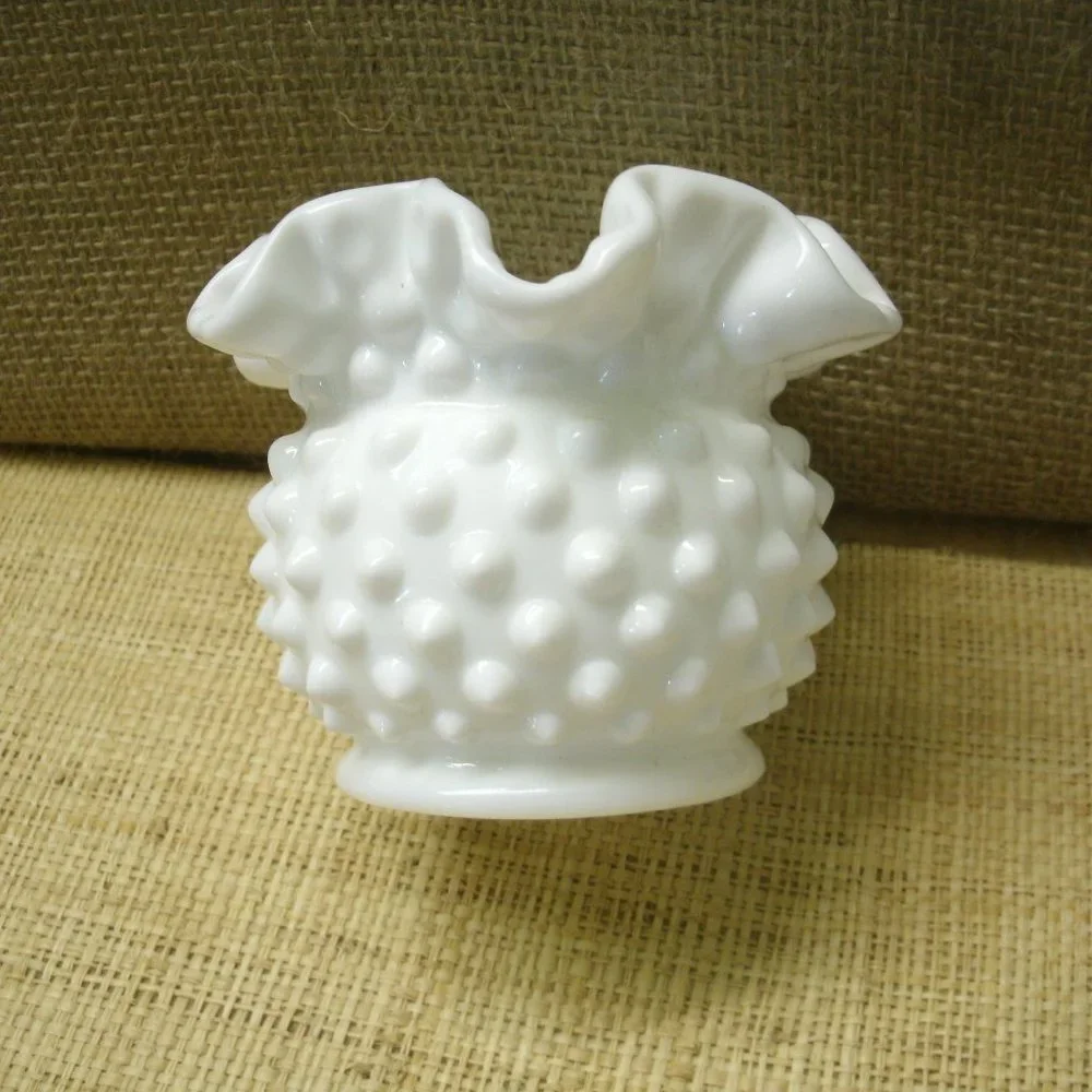 Fenton vintage hobnail